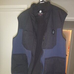 Duluth Trading Company Alaskan Hard Gear Vest